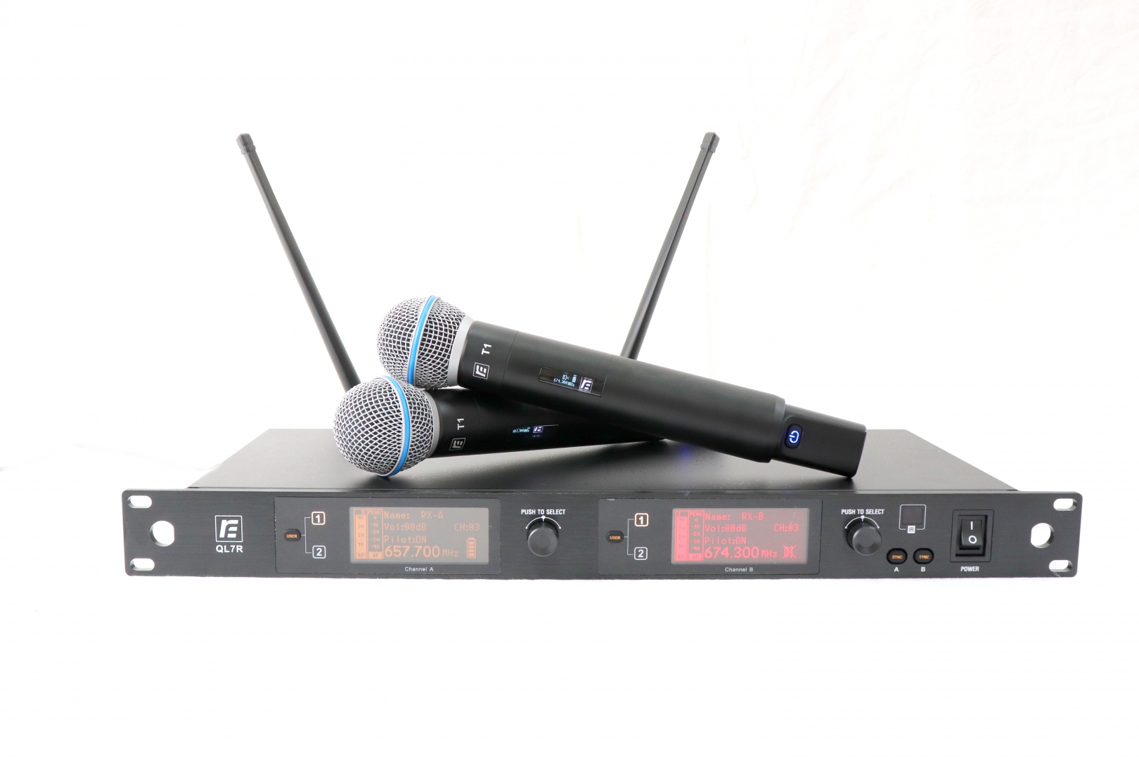 RFIntell QL7R/T1-A 651,800-683,400 МГц 2-канальная радиосистема с 2-мя ручными микрофонами в Магдагачах